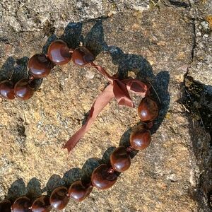 Hawaiian, Kukui nut hand-knotted necklace or lei, fall/winter